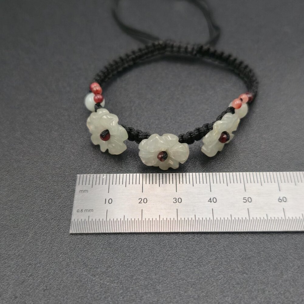 7 Inch Hand-Carved Floral Star Flower Jade Adjustable Bracelet A7278 - Picture 5 of 6